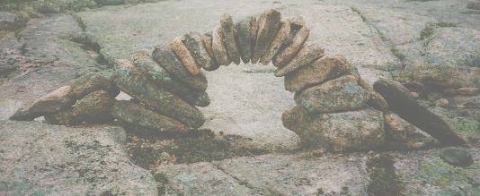 Arch cairn picture