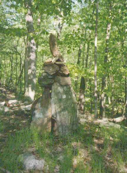 Hollow cairn